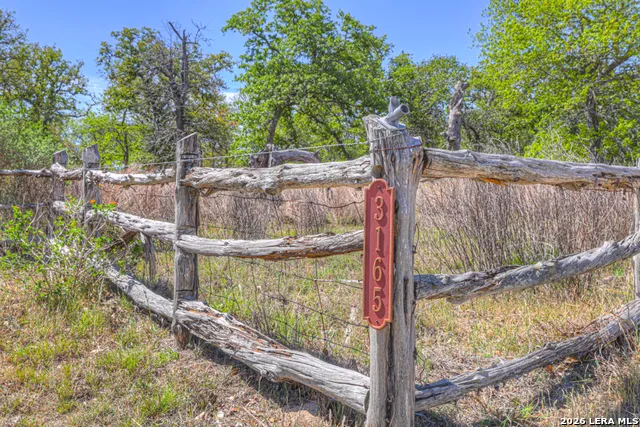 3165 Vivroux Ranch Rd Seguin, TX 78155