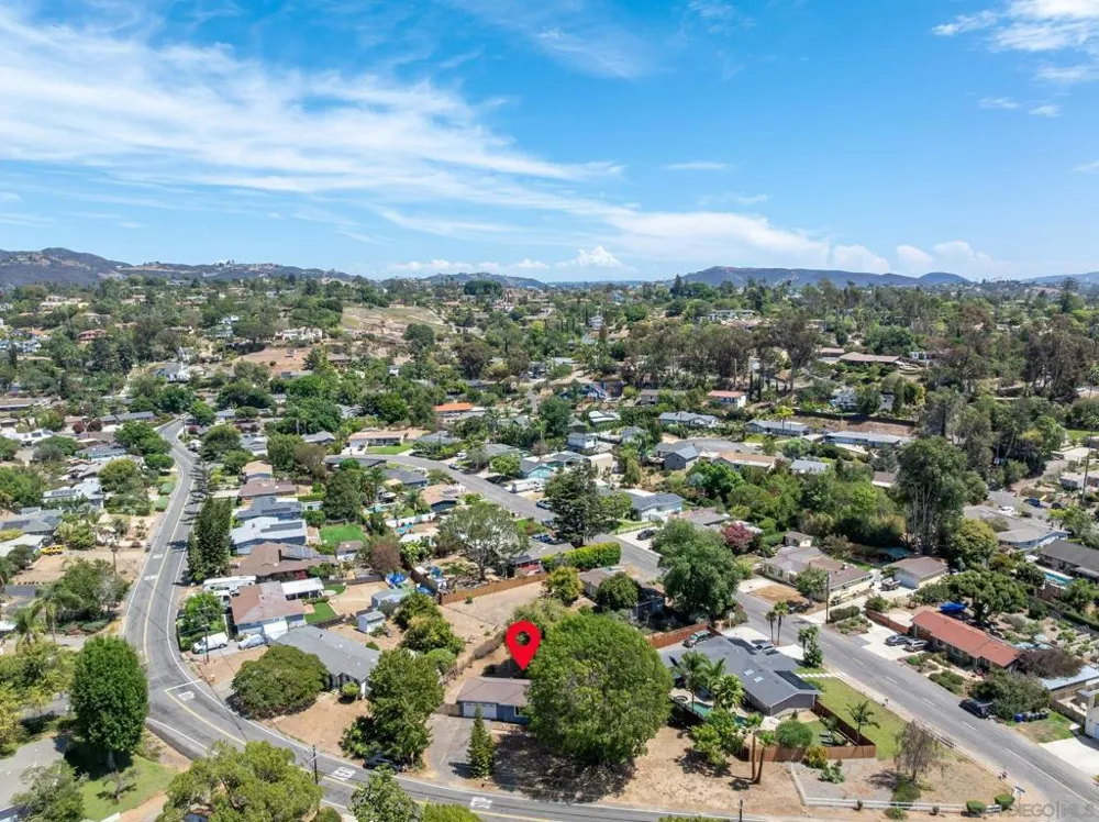 1223 Coventry Rd Vista, CA 92084
