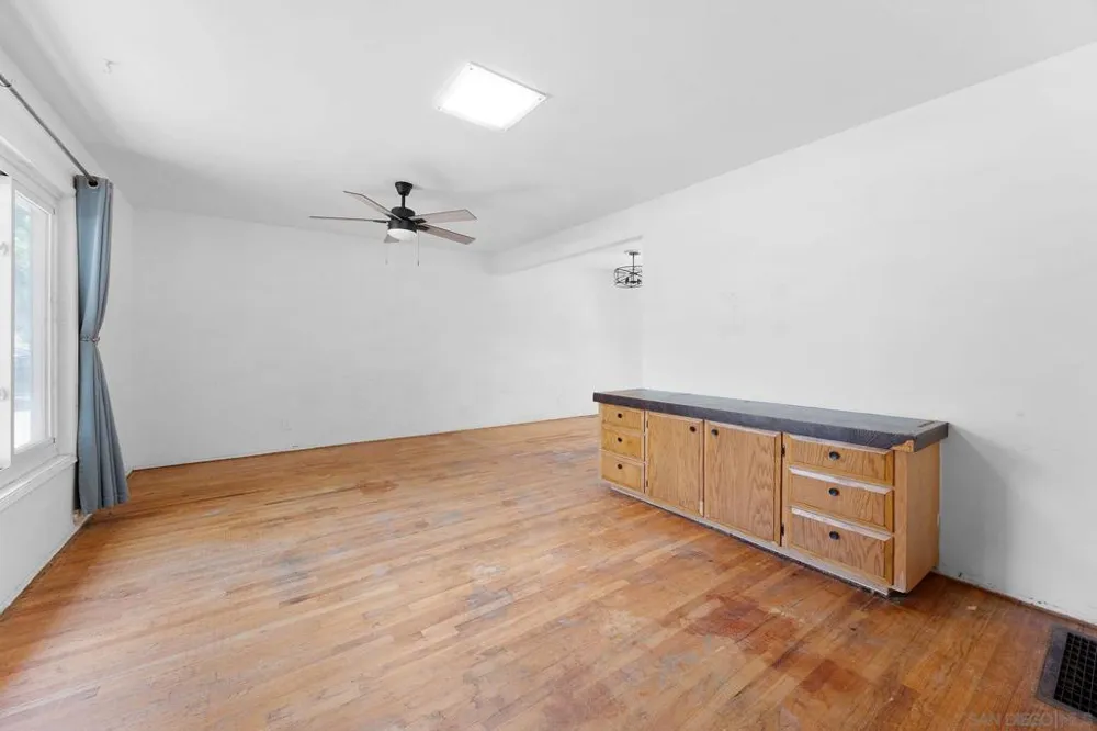 1223 Coventry Rd Vista, CA 92084