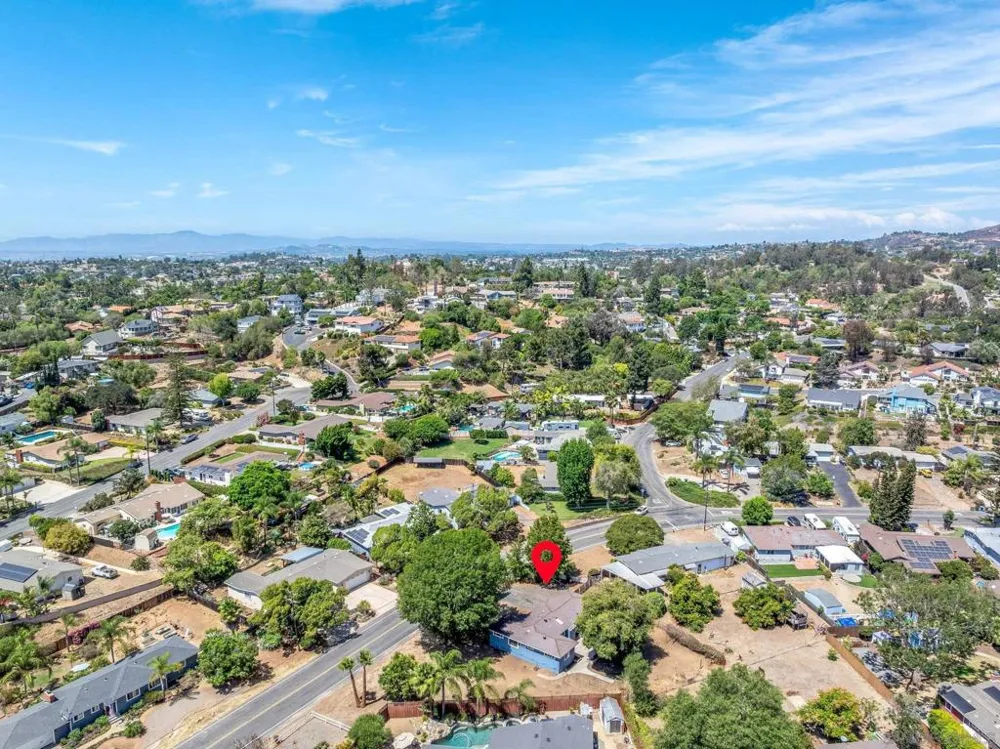 1223 Coventry Rd Vista, CA 92084