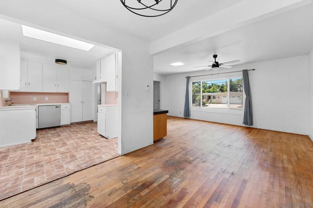 1223 Coventry Rd Vista, CA 92084