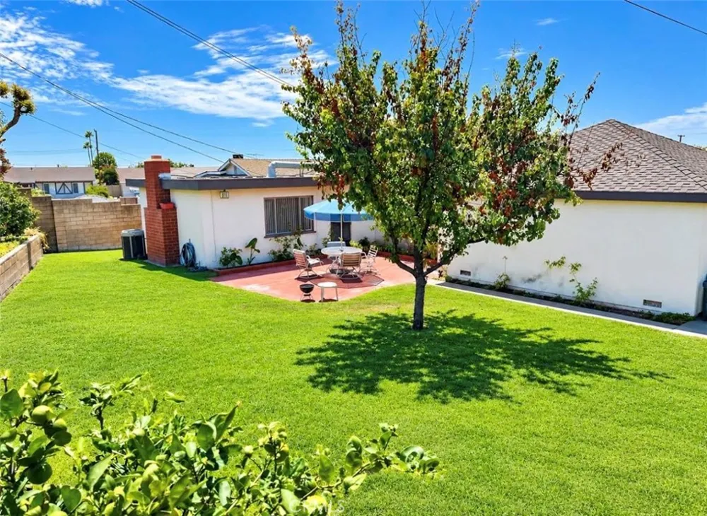 904 Mccart Brea, CA 92821