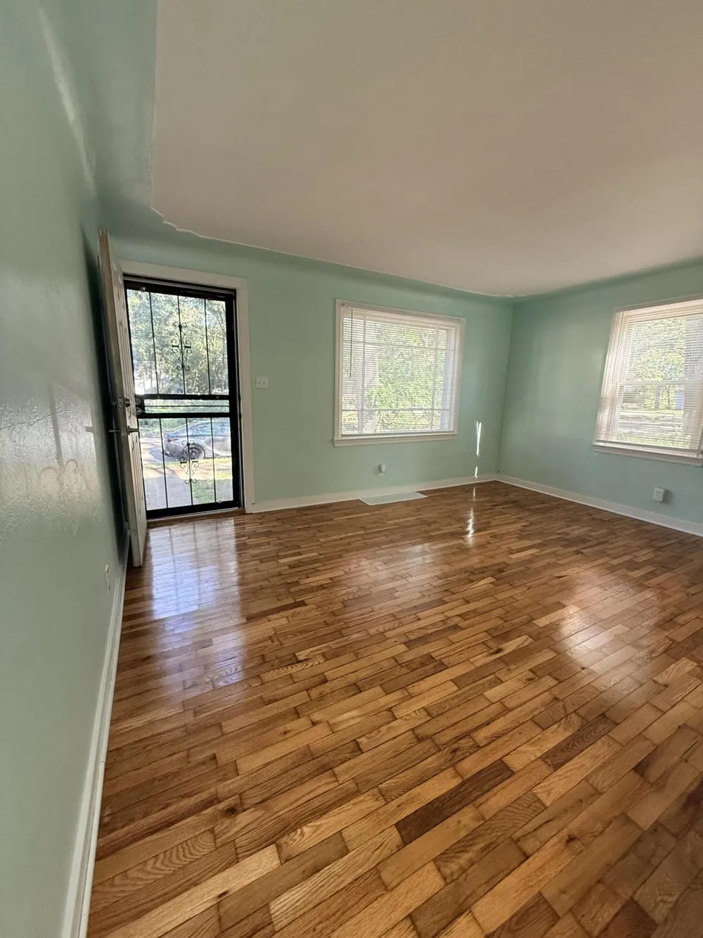 3369 7th Street Muskegon Heights, MI 49444