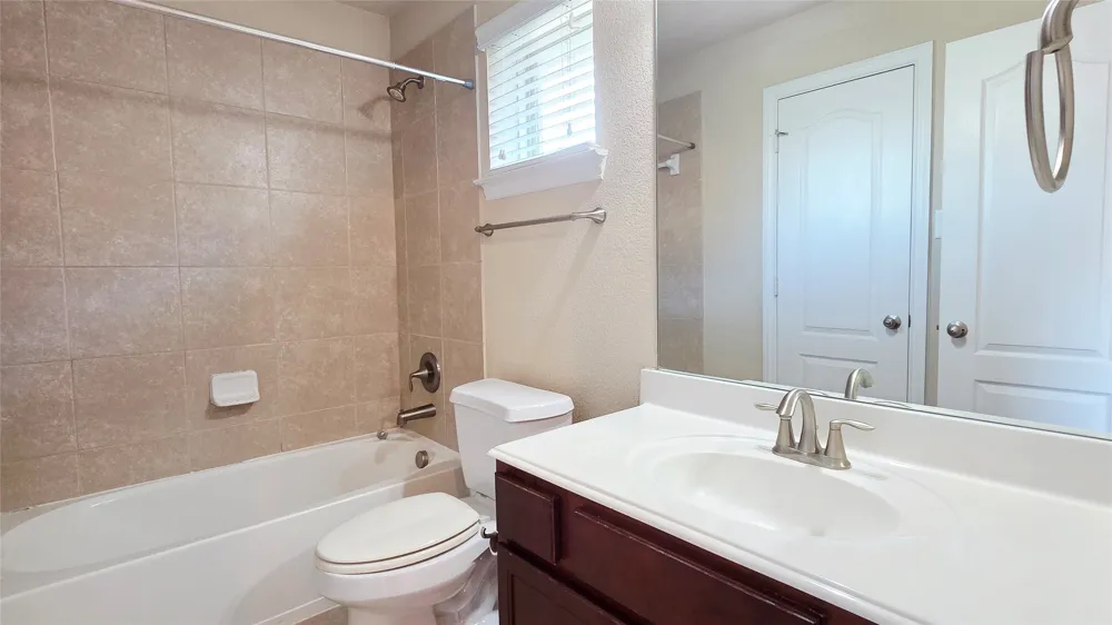 4364 Peregrine Way Carrollton, TX 75010