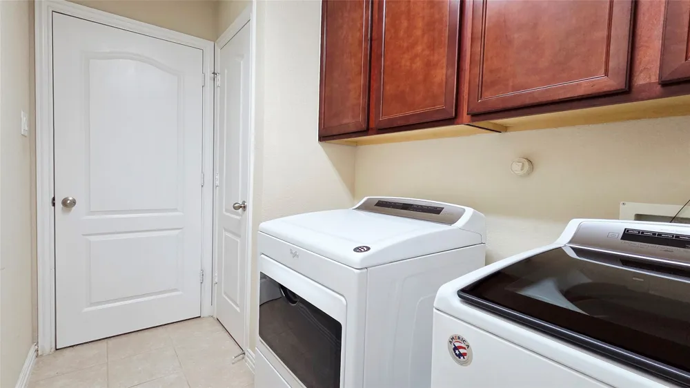 4364 Peregrine Way Carrollton, TX 75010