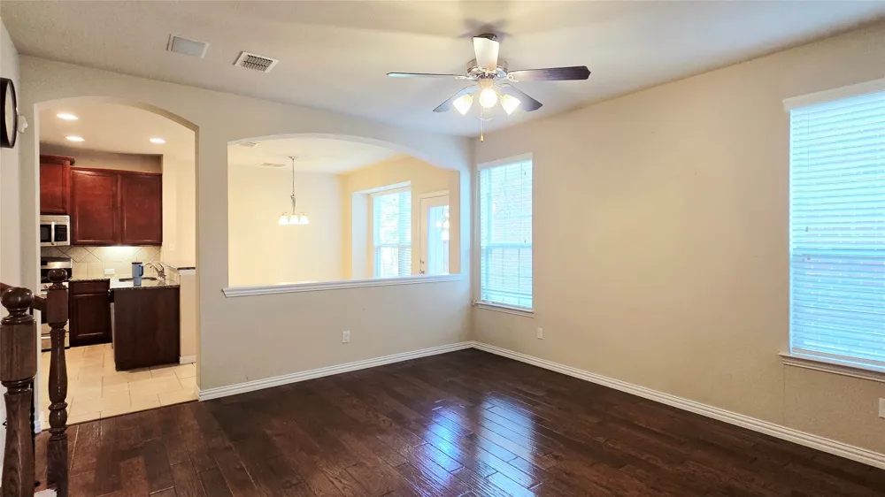 4364 Peregrine Way Carrollton, TX 75010