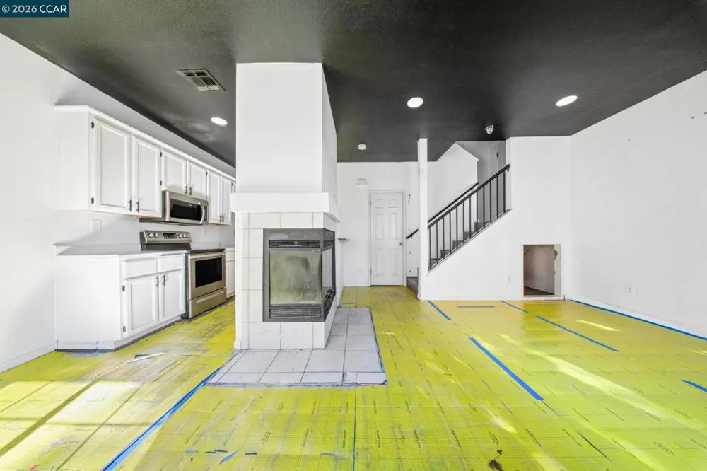 97 Manchester Dr Fairfield, CA 94533