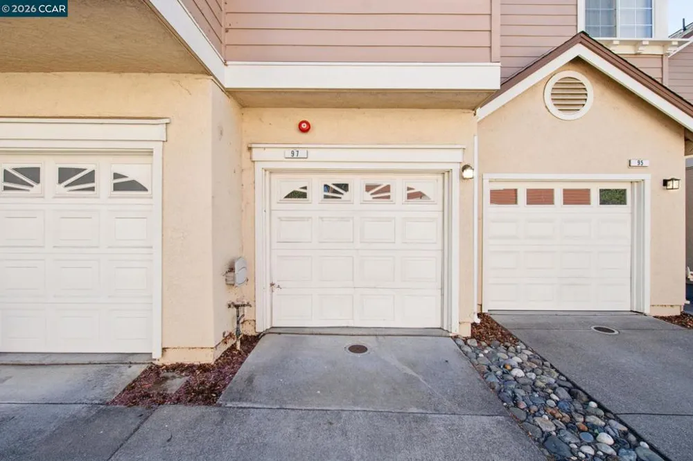 97 Manchester Dr Fairfield, CA 94533