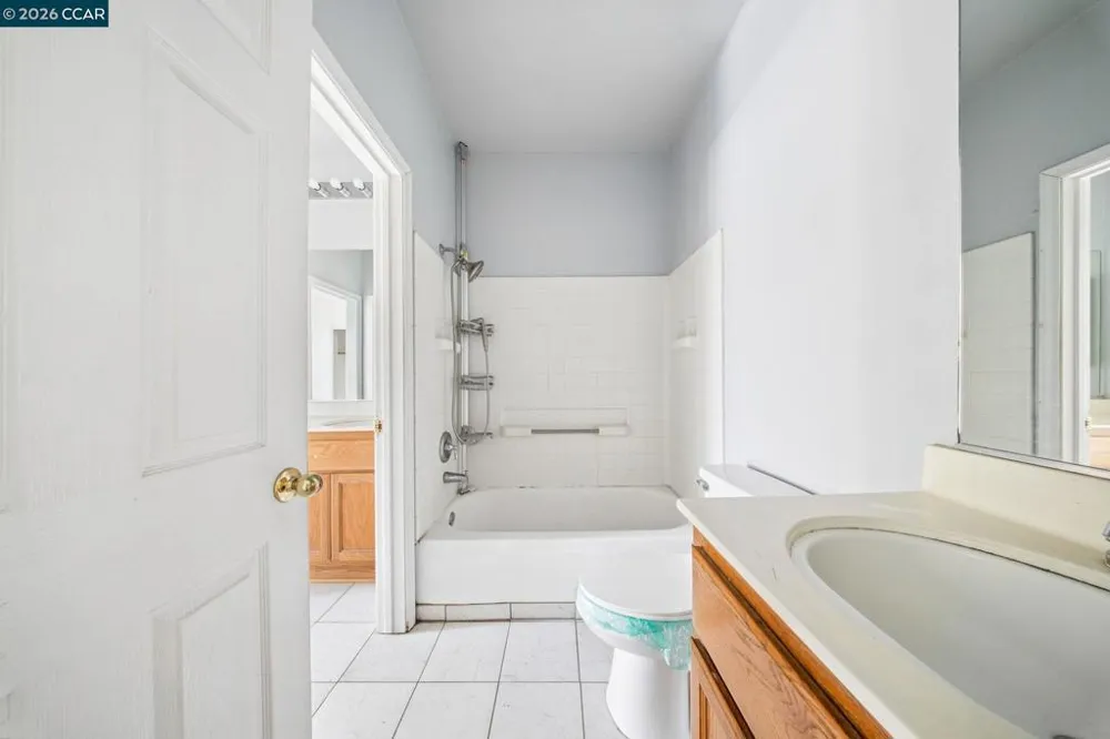97 Manchester Dr Fairfield, CA 94533