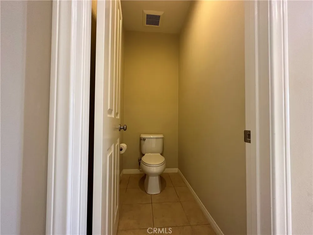 133 Lamplighter Irvine, CA 92620