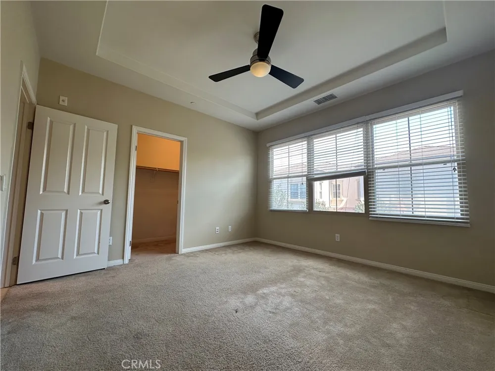 133 Lamplighter Irvine, CA 92620