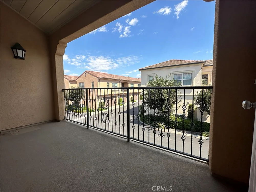 133 Lamplighter Irvine, CA 92620