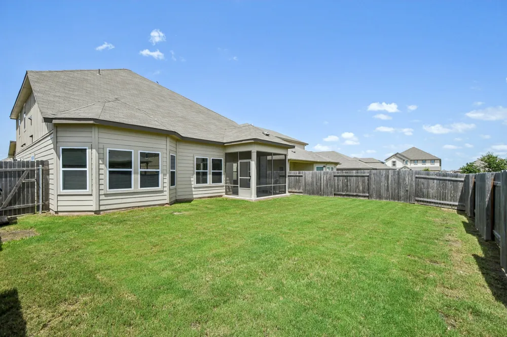 1007 Guadalupe Bass Road Hutto, TX 78634