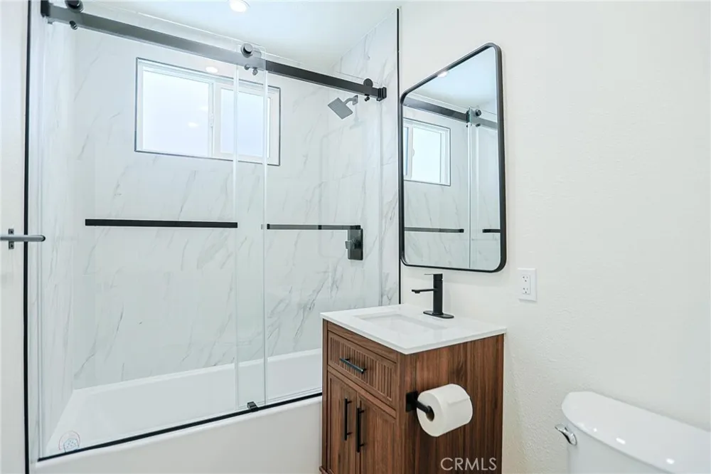 1524 W 223rd Street Torrance, CA 90501