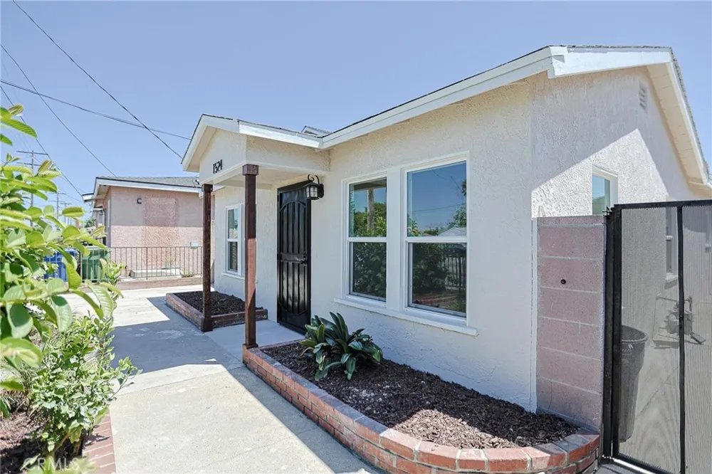 1524 W 223rd Street Torrance, CA 90501