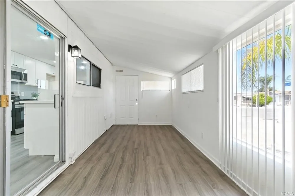 900 Santa Clara Hemet, CA 92543