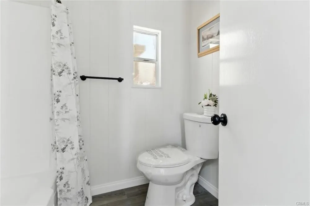 900 Santa Clara Hemet, CA 92543
