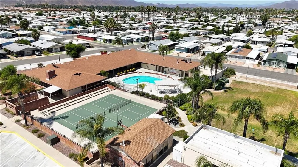900 Santa Clara Hemet, CA 92543