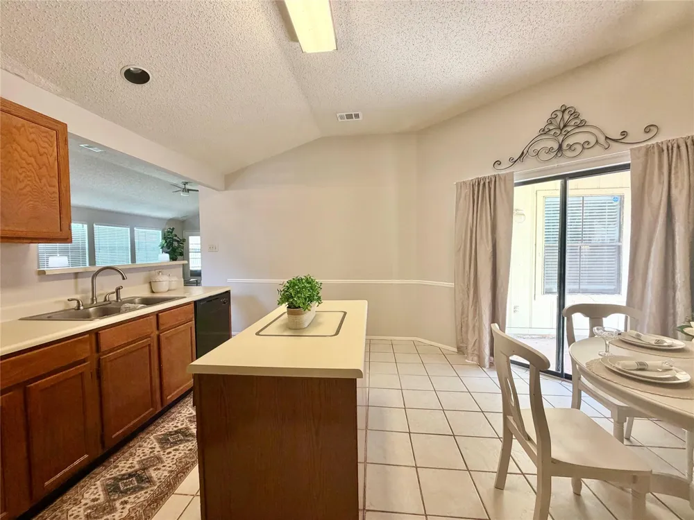 4615 Leicester Way Missouri City, TX 77459