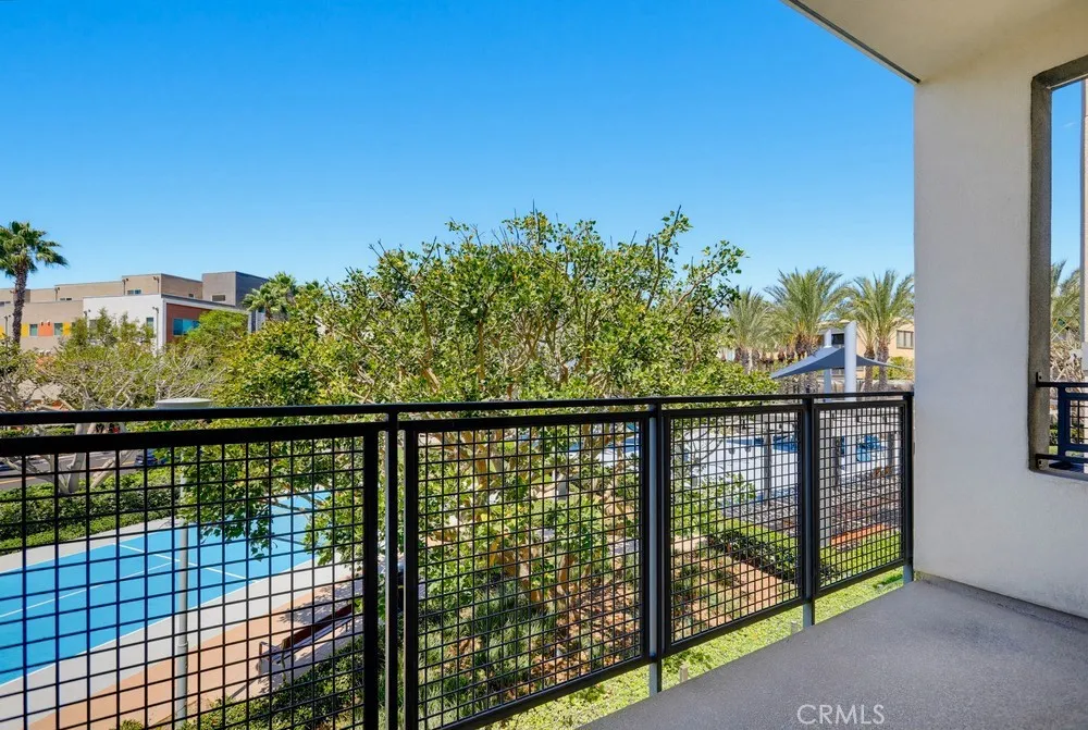 141 Tribeca Irvine, CA 92612