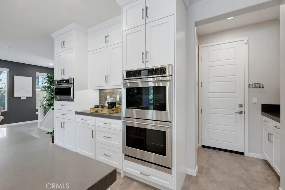 141 Tribeca Irvine, CA 92612
