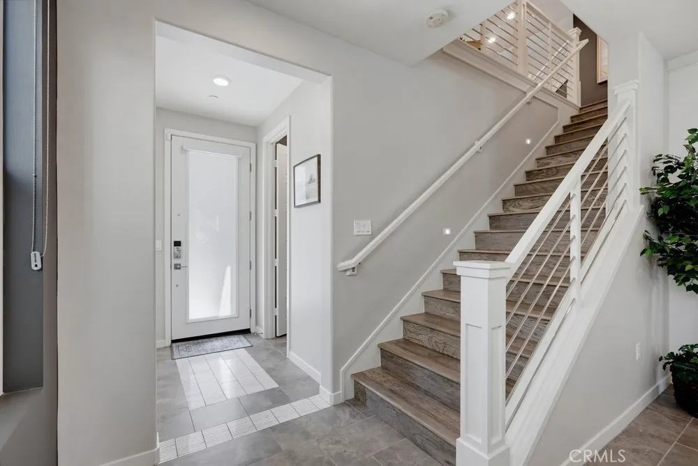 141 Tribeca Irvine, CA 92612