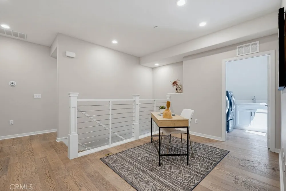 141 Tribeca Irvine, CA 92612