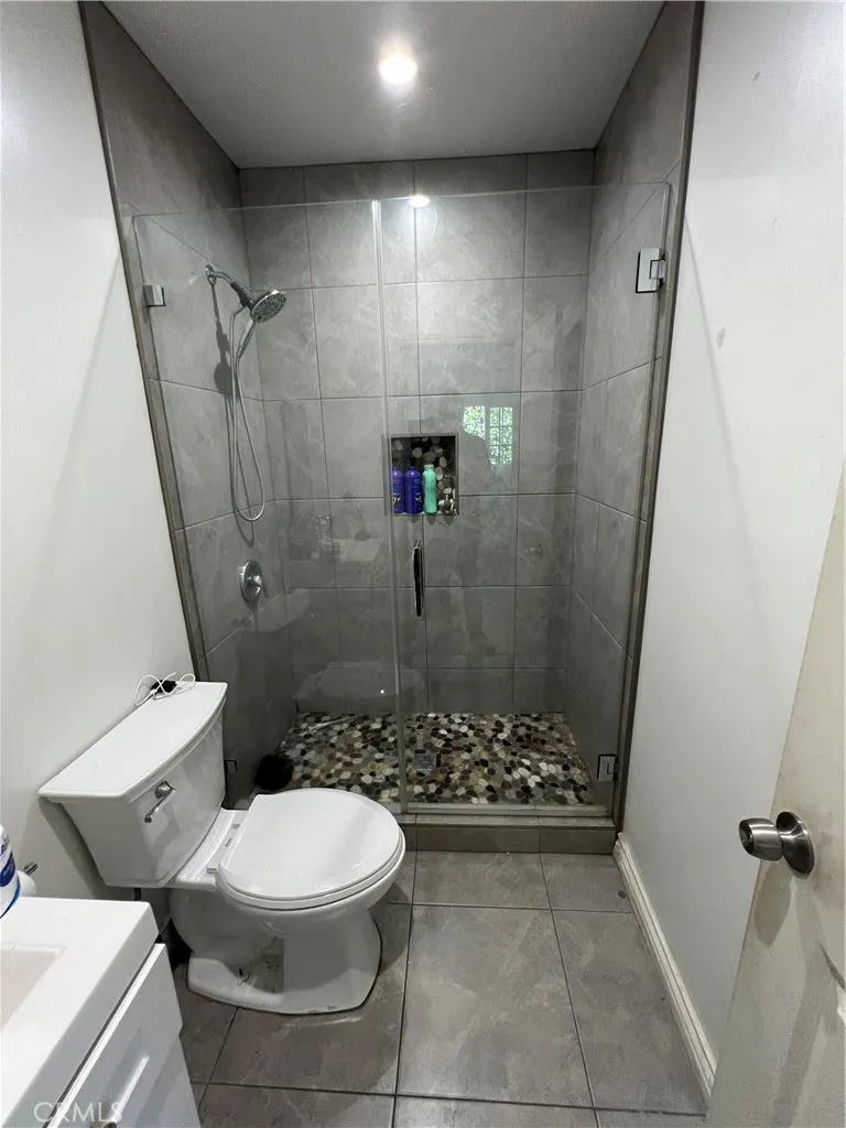 5282 Trinette Garden Grove, CA 92845