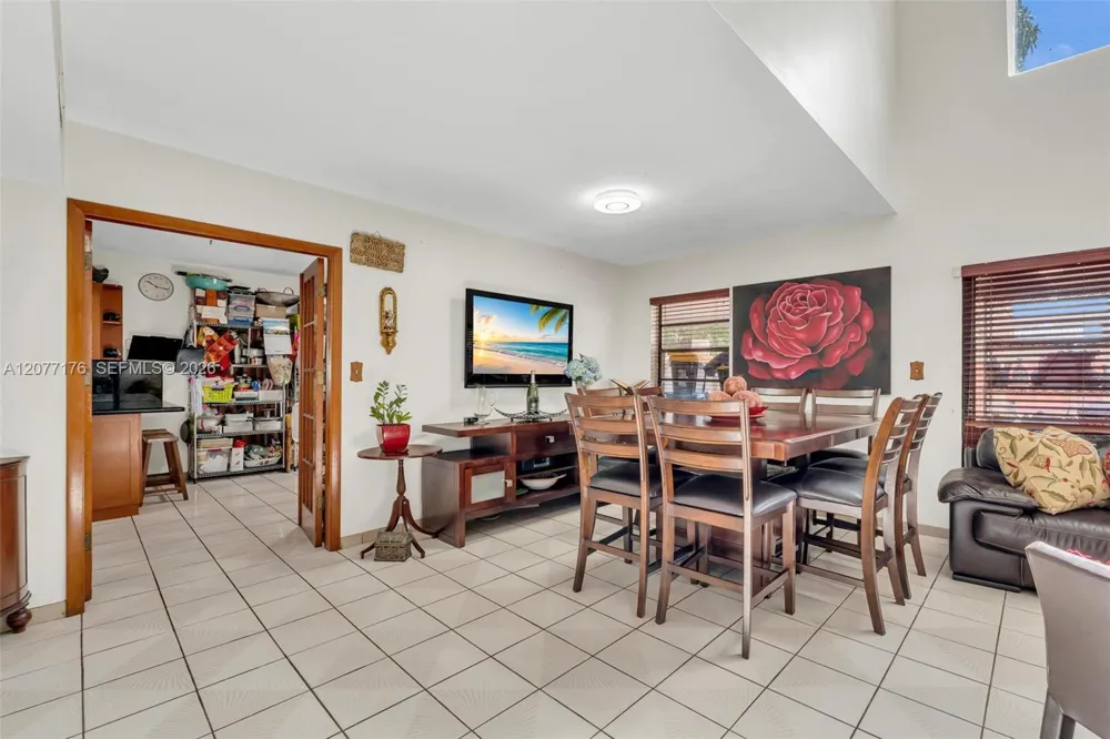 9911 SW 136th Ct Miami, FL 33186