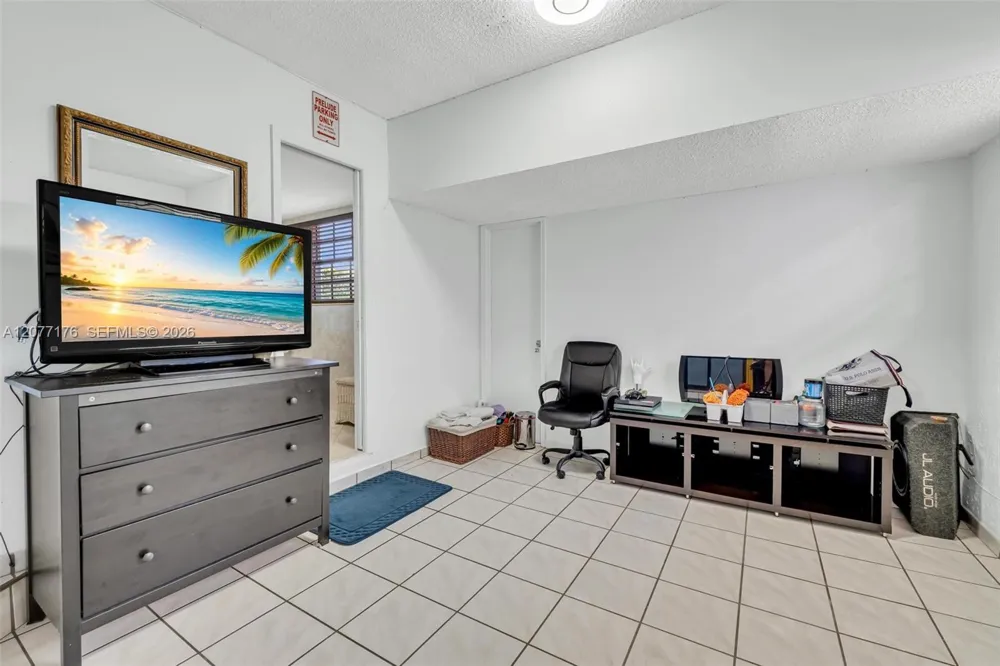 9911 SW 136th Ct Miami, FL 33186