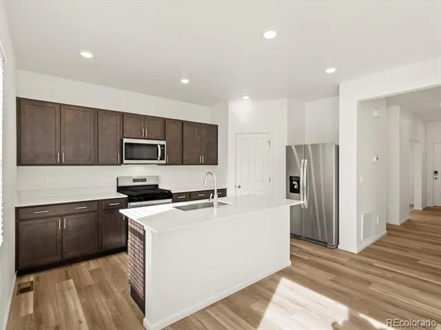 4611 Sunsplash Way Johnstown, CO 80534