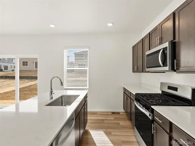 4611 Sunsplash Way Johnstown, CO 80534
