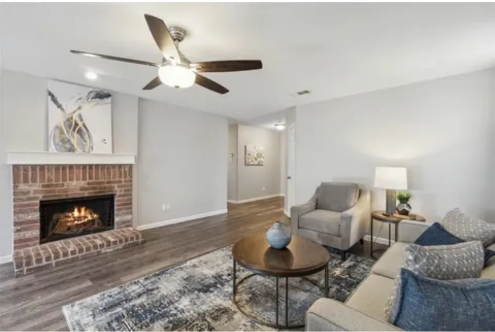 1500 Mockingbird Drive Aubrey, TX 76227