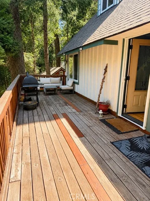 23697 Bowl Crestline, CA 92325