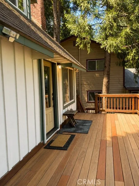23697 Bowl Crestline, CA 92325
