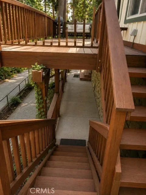 23697 Bowl Crestline, CA 92325