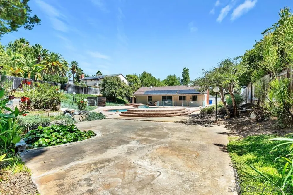 14520 Hillndale Way Poway, CA 92064