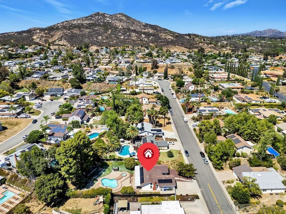 14520 Hillndale Way Poway, CA 92064