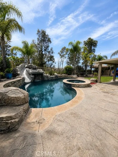 865 Canterbury San Dimas, CA 91773