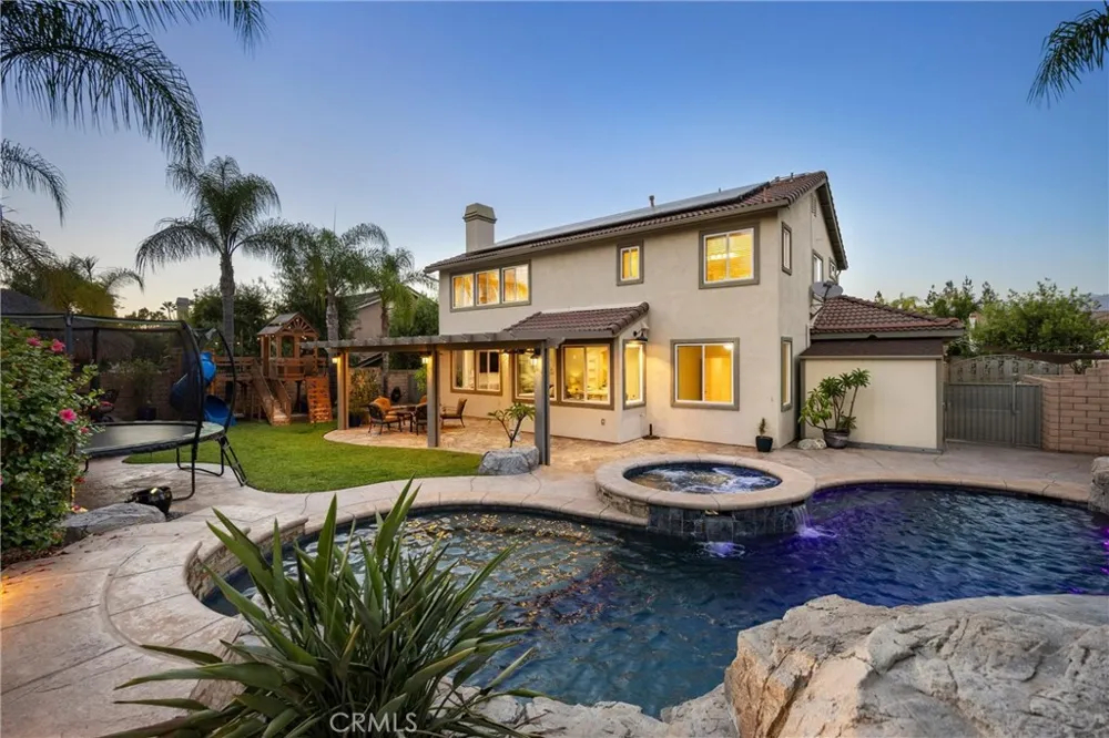 865 Canterbury San Dimas, CA 91773