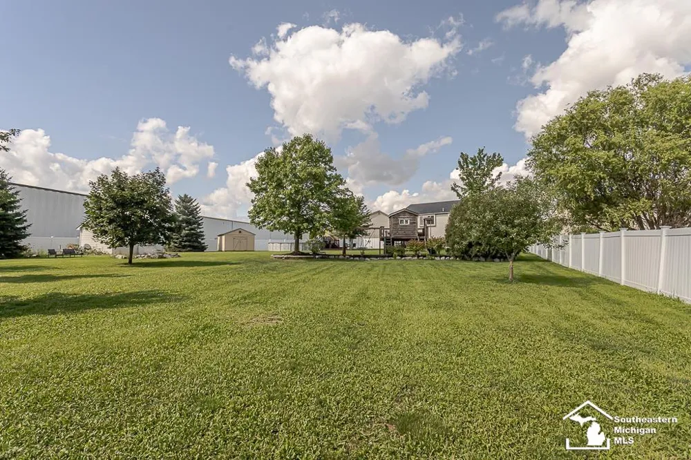 155 Caribou Run Road Dundee Village, MI 48131
