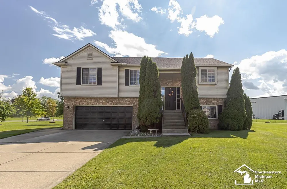155 Caribou Run Road Dundee Village, MI 48131