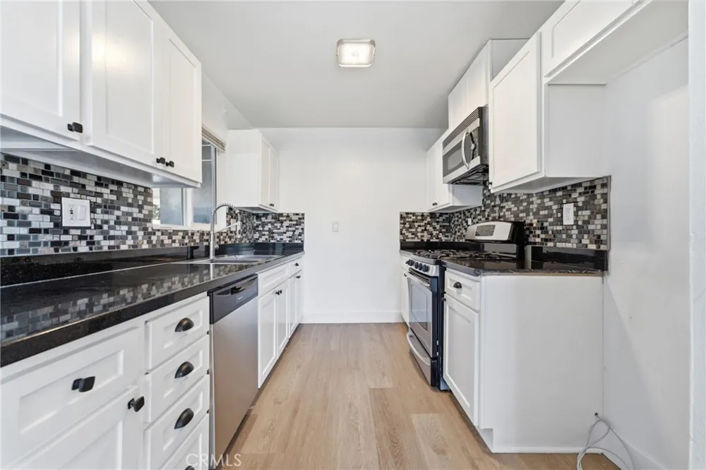 179 Donneybrooke Street Orange, CA 92868