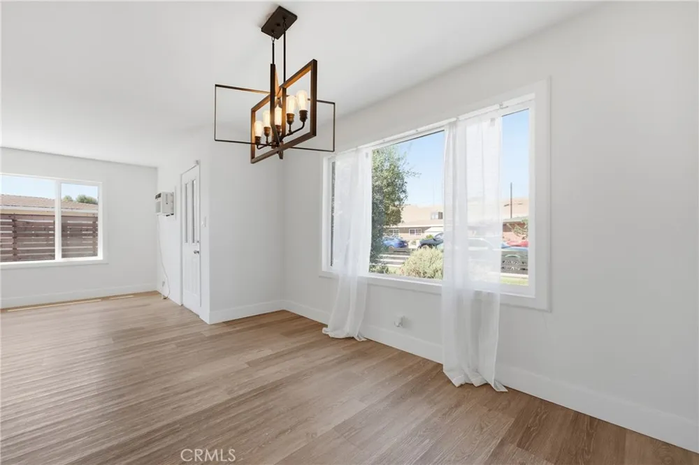 179 Donneybrooke Street Orange, CA 92868