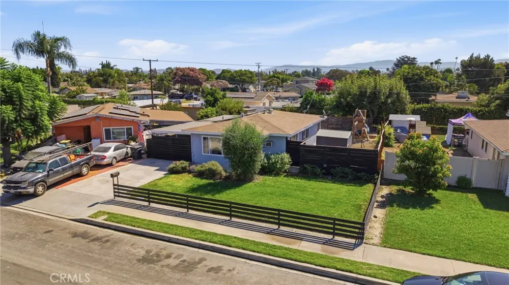 179 Donneybrooke Street Orange, CA 92868