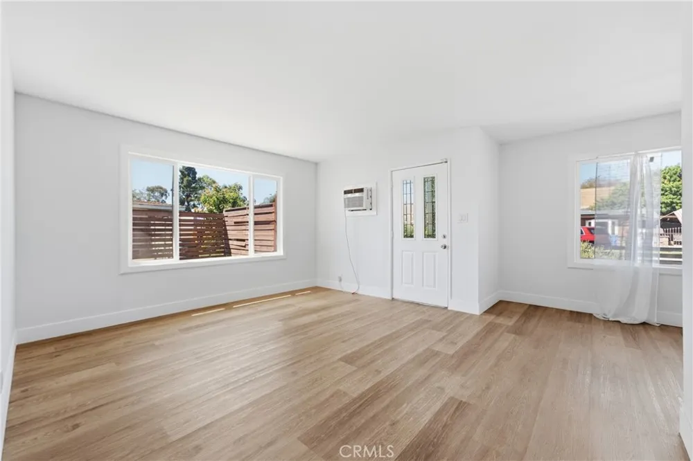 179 Donneybrooke Street Orange, CA 92868