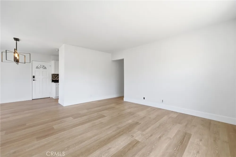 179 Donneybrooke Street Orange, CA 92868