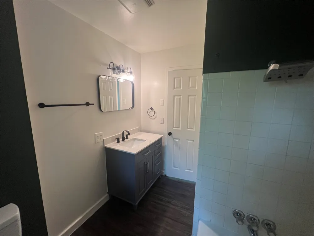 1118 S Date Avenue Broken Arrow, OK 74012