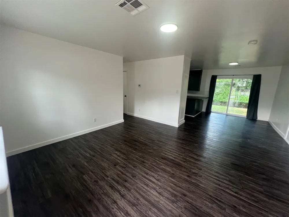 1118 S Date Avenue Broken Arrow, OK 74012