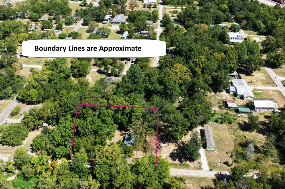325 Jackson Street Teague, TX 75860